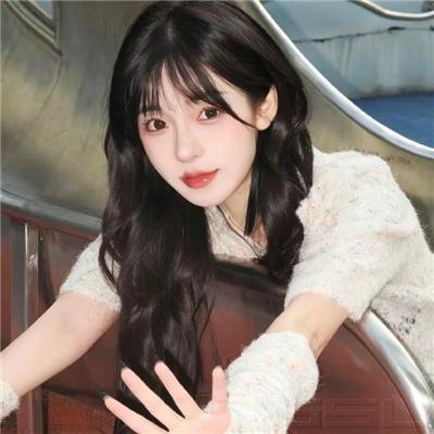 葛洛莉亚·贝尔
